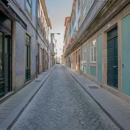 Liiiving In - Cozy & Chic Downtown Апартаменты *