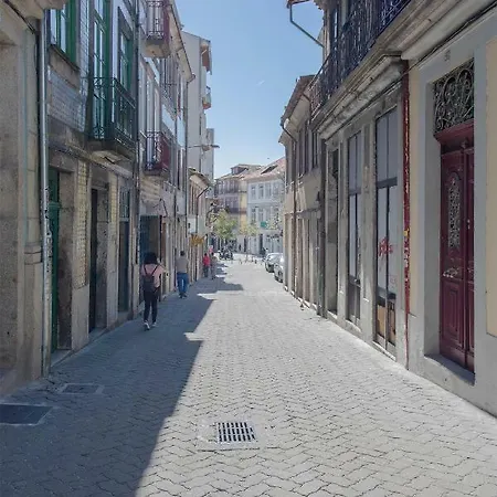 Liiiving In - Cozy & Chic Downtown Апартаменты *