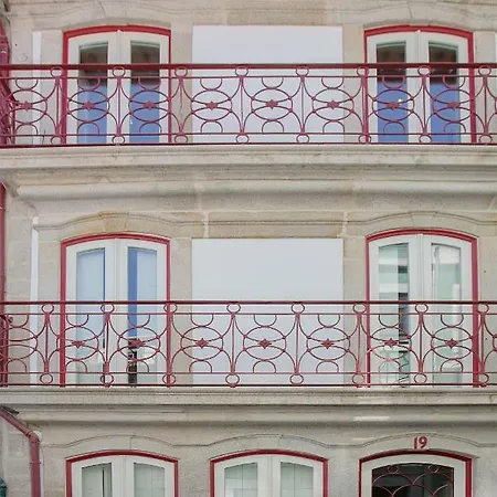 Liiiving In - Cozy & Chic Downtown Апартаменты