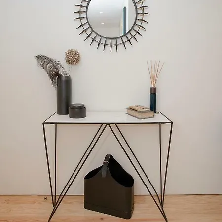 Liiiving In - Cozy & Chic Downtown Apartment Porto