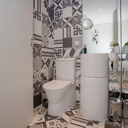 Liiiving In - Cozy & Chic Downtown Porto