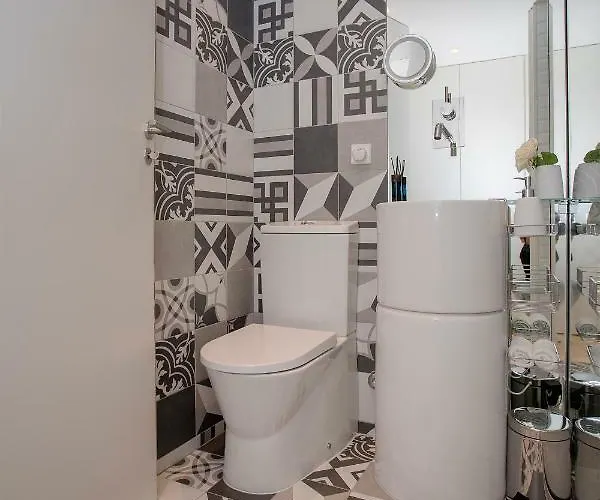 Liiiving In - Cozy & Chic Downtown Oporto