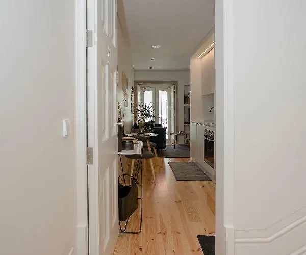 Daire Liiiving In - Cozy & Chic Downtown *