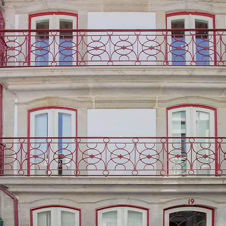 Liiiving In - Cozy & Chic Downtown Porto