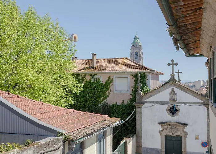 Apartament Liiiving In - Cozy & Chic Downtown