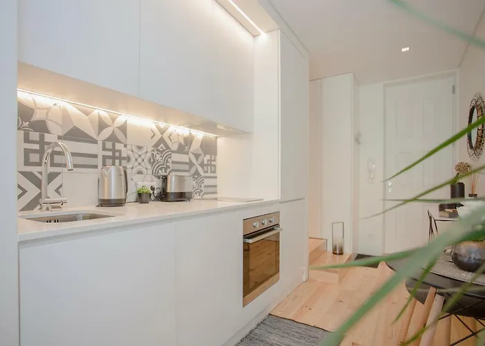 Liiiving In - Cozy & Chic Downtown Porto